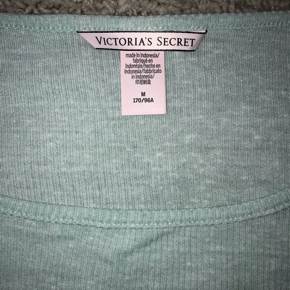 Victoria’s Secret Sleeveless Lounge Sleep Top Med - Picture 6 of 7